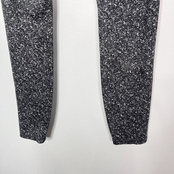Athleta Girls XLarge 14 Gray Black Printed Chit Chat Tight Leggings Workout - Picture 6 of 11